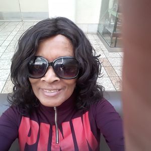 Meet your Posher, Joyce